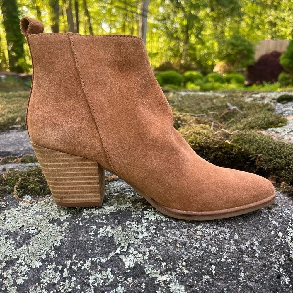 Dolce Vita Rila Cognac Brown Suede Block Heel Ankle Boots Size 6.5 - Picture 13 of 16